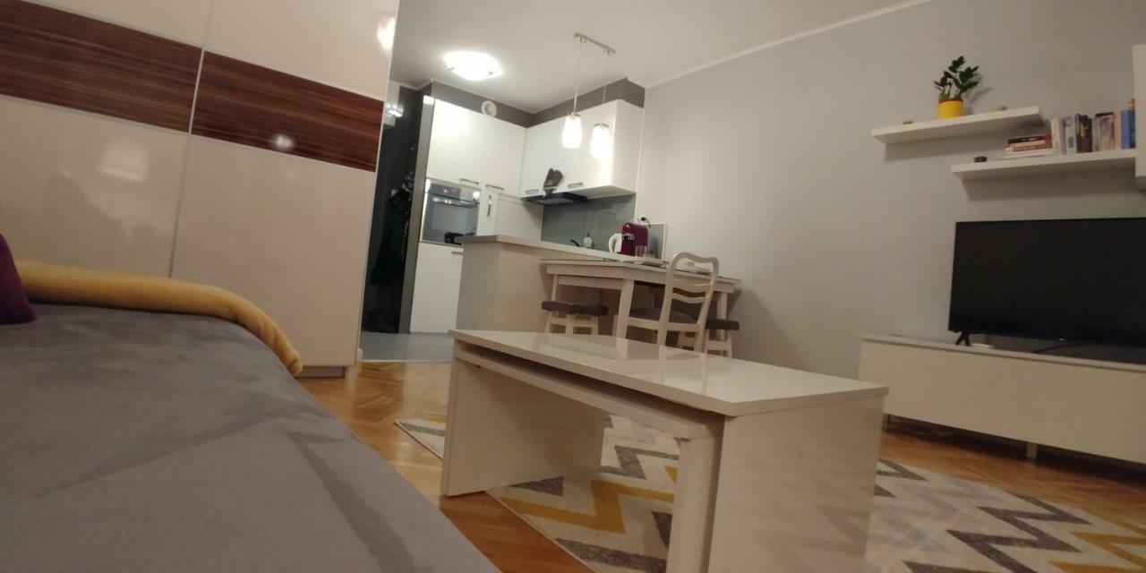 وارسو Ogrodowa Small Apartments المظهر الخارجي الصورة